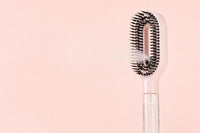 MistBrush pulverizando una fina niebla de agua